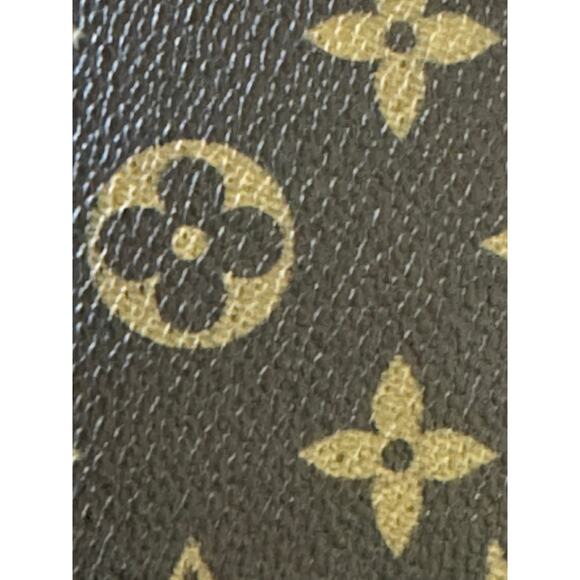 Louis Vuitton Monogram Zippy Wallet - COA Included - Picture 3 of 17